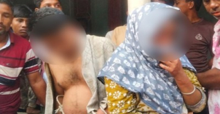 প্রবাসীর স্ত্রীর সঙ্গে হাতেনাতে আটক পুলিশ সদস্য