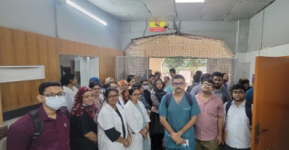 ঢামেকে অধস্তন নারী চিকিৎসককে অশোভন মন্তব্য