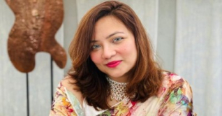 মামলায় যেসব অভিযোগ আনলেন ঢাবি শিক্ষক মোনামি