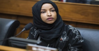 ইলহান ওমরকে যুক্তরাষ্ট্র ছেড়ে চলে যেতে বললেন ট্রাম্প