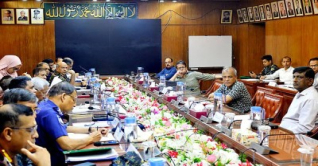 সেনাবাহিনীর অর্ধেক সদস্যকে মাঠ থেকে সরিয়ে নেওয়া হচ্ছে সেনাবাহিনীর অর্ধেক সদস্যকে মাঠ থেকে সরিয়ে নেওয়া হচ্ছে