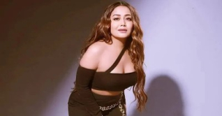 নেহা কক্করের নাম করে লাখ টাকার প্রতারণা