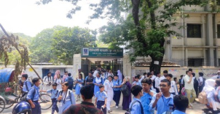 বছরের শেষে লম্বা ছুটিতে যাচ্ছে শিক্ষাপ্রতিষ্ঠান