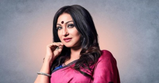 নিজেকে ‘সৌভাগ্যবতী’ বললেন ঋতুপর্ণা নিজেকে ‘সৌভাগ্যবতী’ বললেন ঋতুপর্ণা