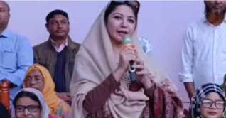 ভোটের মাঠে ফখরুলকন্যা ভোটের মাঠে ফখরুলকন্যা