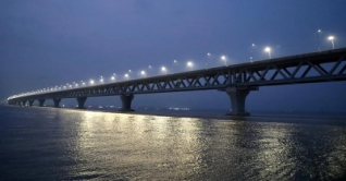 পদ্মা সেতু: সাড়ে তিন বছরে ২৯৩৬ কোটি টাকার টোল আদায় পদ্মা সেতু: সাড়ে তিন বছরে ২৯৩৬ কোটি টাকার টোল আদায়