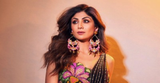 ছড়িয়ে পড়ল শিল্পার আপত্তিকর ছবি, নিলেন বড় পদক্ষেপ