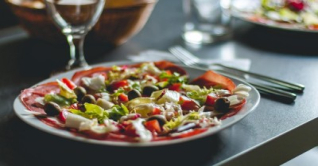 নতুন বছরে সুস্থ থাকতে যা করবেন