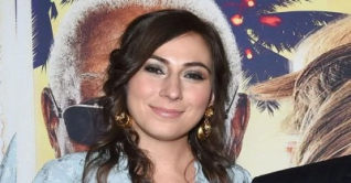 হোটেল থেকে অস্কারজয়ী অভিনেতার মেয়ের লাশ উদ্ধার