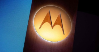 নস্টালজিয়া ছাড়িয়ে নতুন পথে মটোরোলা