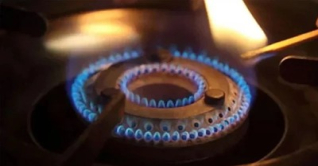 জ্বালানি সংকট কাটছে না, ঘরে ঘরে ভোগান্তি