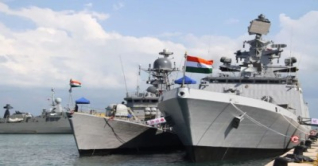 হলদিয়া নদীতে ঘাঁটি করছে ভারত