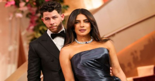 গোল্ডেন গ্লোবসে স্বামীকে নিয়ে রোম্যান্স