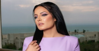 ‘উপহার’ হিসেবে পেয়েছিলেন ডিভোর্সের নোটিশ