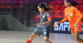 সাবিনার নেতৃত্বে ভারতকে হারাল বাংলাদেশ