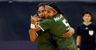 জয়ে ফিরলেন সাবিনারা জয়ে ফিরলেন সাবিনারা