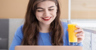 শীতে পানিশূন্যতা এড়াতে যেসব পানীয় পান করবেন শীতে পানিশূন্যতা এড়াতে যেসব পানীয় পান করবেন