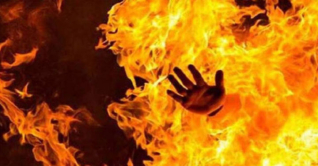 চাঁদপুরে সিলিন্ডার বিস্ফোরণ: একই পরিবারের ৪ জন দগ্ধ চাঁদপুরে সিলিন্ডার বিস্ফোরণ: একই পরিবারের ৪ জন দগ্ধ