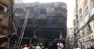 শোকের রাতে মৃত্যুপুরী চকবাজার