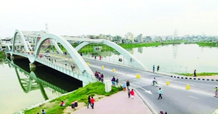 রাজধানীর বিনোদন কেন্দ্রে জমেনি ঈদ আনন্দ রাজধানীর বিনোদন কেন্দ্রে জমেনি ঈদ আনন্দ