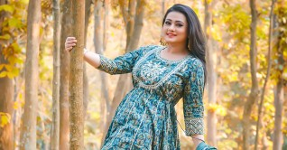 বিচ্ছেদের গুজবে ছবি পোস্ট করে জবাব দিলেন পূর্ণিমা