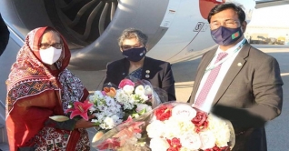 প্রধানমন্ত্রী নিউইয়র্ক পৌঁছেছেন