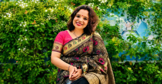 আমার গল্পে নারীরা হার মানে না, লড়াই করে: সোমা দেব