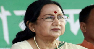 বুকে অস্বস্তি নিয়ে হাসপাতালে অভিনেত্রী সন্ধ্যা রায় বুকে অস্বস্তি নিয়ে হাসপাতালে অভিনেত্রী সন্ধ্যা রায়