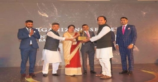 দেশ অদম্য গতিতে এগিয়ে চলেছে: স্পিকার