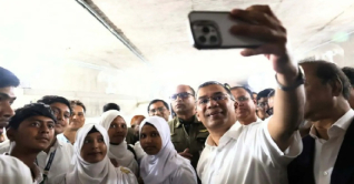 সমৃদ্ধ দেশ গড়তে শিক্ষার্থীদের প্রস্তুত হতে হবে: প্রধানমন্ত্রী