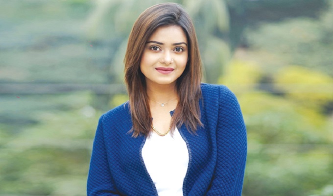 অভিনেত্রী তানজিন তিশা। পুরোনো ছবি