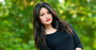 সড়ক দুর্ঘটনায় আহত নাজিফা তুষিসহ পাঁচ অভিনয়শিল্পী সড়ক দুর্ঘটনায় আহত নাজিফা তুষিসহ পাঁচ অভিনয়শিল্পী