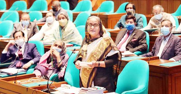 সংসদে বক্তব্য দিচ্ছেন প্রধানমনন্ত্রী শেখ হাসিনা। ছবি : সংগৃহীত