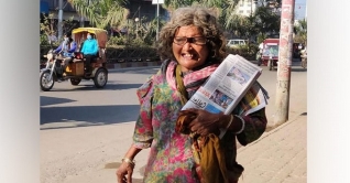 হকার খুকির দায়িত্ব নিলেন প্রধানমন্ত্রী