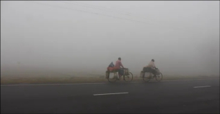 কুয়াশা ও শীত নিয়ে আবহাওয়া অধিদপ্তরের নতুন বার্তা কুয়াশা ও শীত নিয়ে আবহাওয়া অধিদপ্তরের নতুন বার্তা