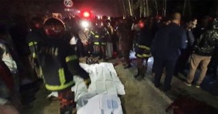 রংপুরে সড়ক দুর্ঘটনায় তিন নারী শ্রমিকের মৃত্যু