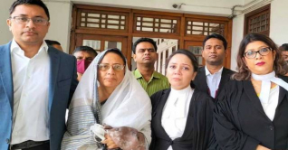 রায় দ্রুত কার্যকরে অধ্যাপক তাহেরের স্ত্রীর সন্তোষ প্রকাশ রায় দ্রুত কার্যকরে অধ্যাপক তাহেরের স্ত্রীর সন্তোষ প্রকাশ