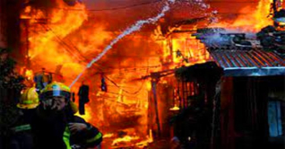 নোয়াখালীতে আগুনে পুড়ে ঘুমন্ত ভাই-বোনের মৃত্যু