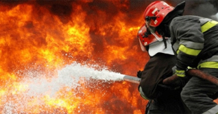 চট্টগ্রামে অয়েল মিলে আগুন, নিয়ন্ত্রণে ৪ ইউনিট 