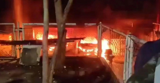 মুম্বাইয়ে বহুতল ভবনে ভয়াবহ অগ্নিকাণ্ড, নিহত ৬ মুম্বাইয়ে বহুতল ভবনে ভয়াবহ অগ্নিকাণ্ড, নিহত ৬