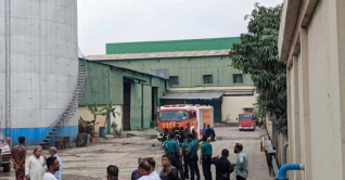 চট্টগ্রামে অয়েল মিলের আগুন নিয়ন্ত্রণে 