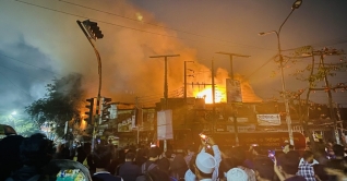 নীলক্ষেতের আগুন নিয়ন্ত্রণে