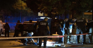 জেরুজালেমে বন্দুক হামলায় নারীসহ আহত ৮