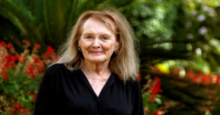 এ বছর সাহিত্যে নোবেল পাওয়া কে এই অ্যানি এরনো? 