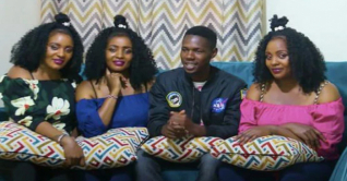 যমজ তিন বোনের এক প্রেমিক যমজ তিন বোনের এক প্রেমিক