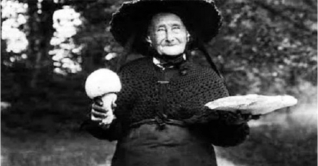 অন্যের স্বামীকে হত্যা করতেন বাবা আনুজকা! অন্যের স্বামীকে হত্যা করতেন বাবা আনুজকা!