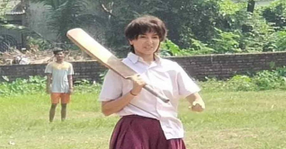 ঝুলন গোস্বামীর জীবনচিত্রে শুটিং করতে হাওড়ায় আনুষ্কা ঝুলন গোস্বামীর জীবনচিত্রে শুটিং করতে হাওড়ায় আনুষ্কা