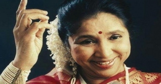 কিংবদন্তি শিল্পী আশা ভোঁসলের জন্মদিন আজ