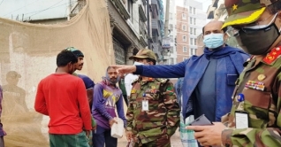 রামপুরায় ঝটিকা অভিযানে মেয়র আতিক রামপুরায় ঝটিকা অভিযানে মেয়র আতিক