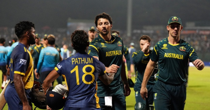 অস্ট্রেলিয়ার ভাগ্য এখন জিম্বাবুয়ের হাতে